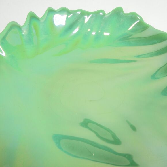 Lettuce Shaped Glass Bowl Green Iridescent Cabbage Leaf Vintage Dish - Picture 2 of 11